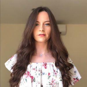 Meet your Posher, Leanne